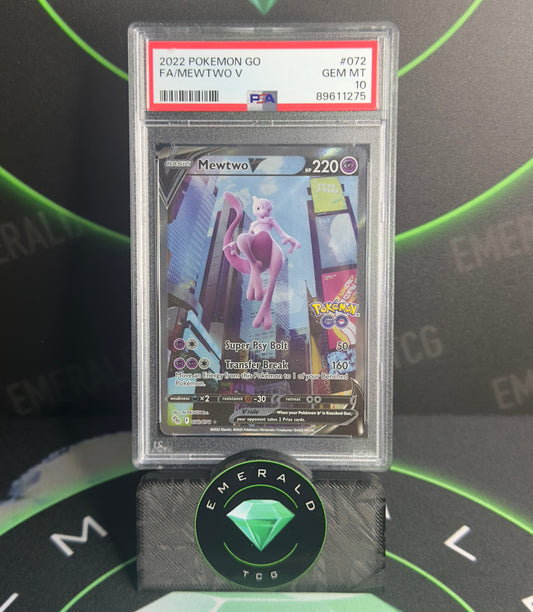 Mewtwo V - PSA 10